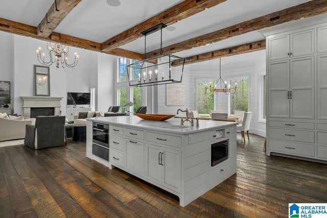 2406 OAK RIDGE DRIVE, Jasper, AL 35504