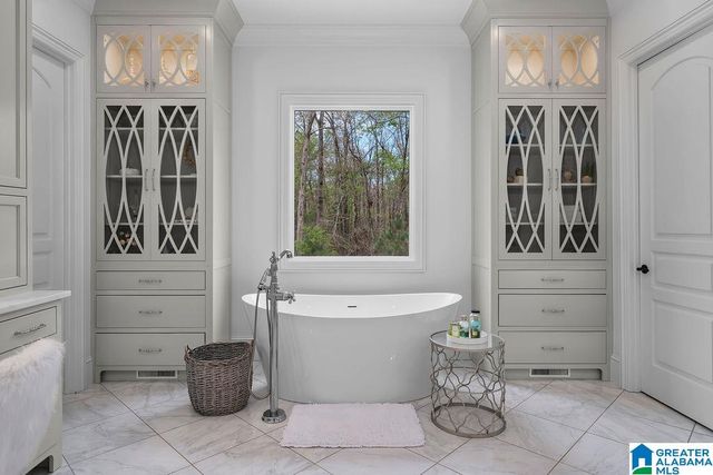 2406 OAK RIDGE DRIVE, Jasper, AL 35504