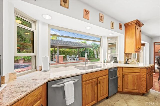 12911 Dean, Santa Ana, CA 92705