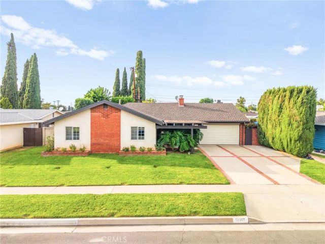 12911 Dean, Santa Ana, CA 92705