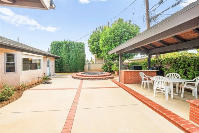 12911 Dean, Santa Ana, CA 92705
