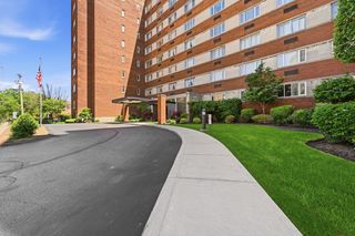 128 N Craig STREET 404, Oakland, PA 15213