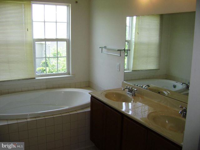 1933 SAXON DR, Feasterville Trevose, PA 19053