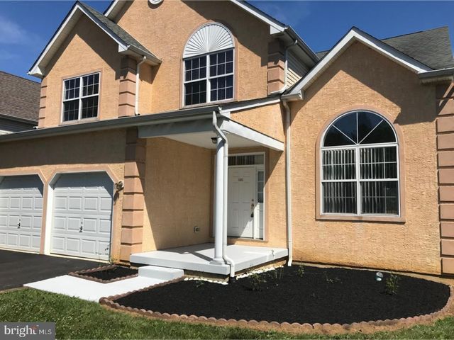 1933 SAXON DR, Feasterville Trevose, PA 19053