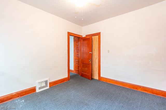 917 Helmsdale Road, Cleveland Heights, OH 44112