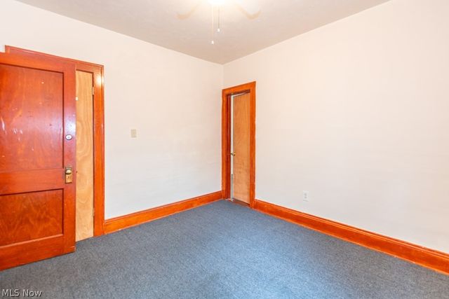 917 Helmsdale Road, Cleveland Heights, OH 44112