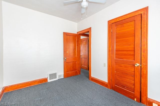 917 Helmsdale Road, Cleveland Heights, OH 44112