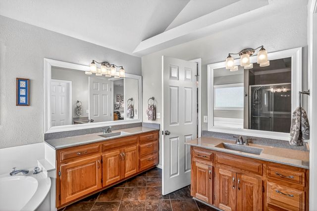 5852 S Farm Road 157, Springfield, MO 65810