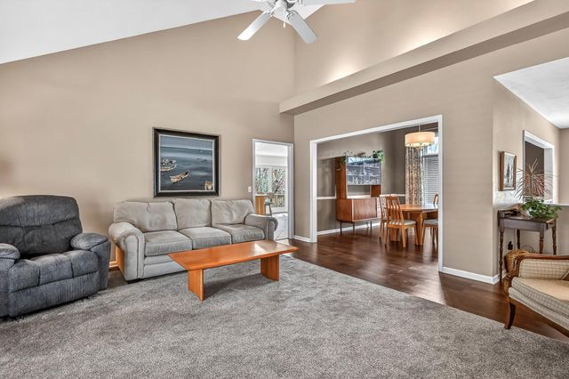 5852 S Farm Road 157, Springfield, MO 65810