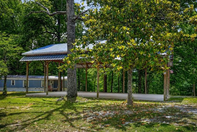 5682 Pates Ford Rd, Smithville, TN 37166