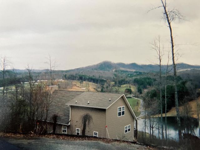 121 White Oak Drive, Warne, NC 28909