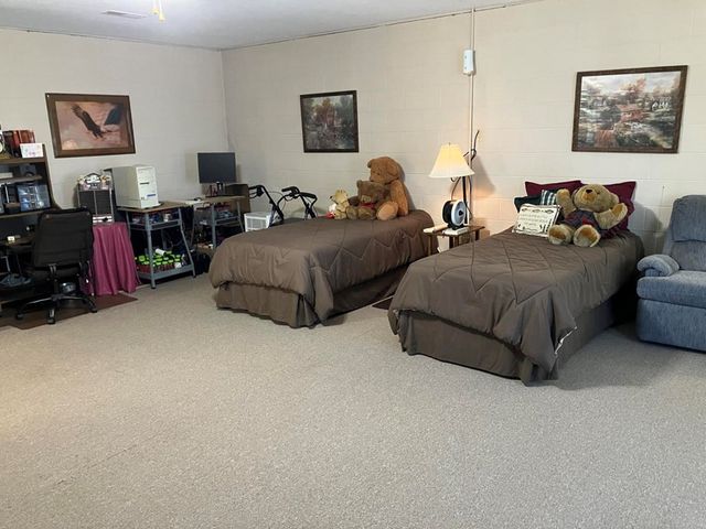 121 White Oak Drive, Warne, NC 28909