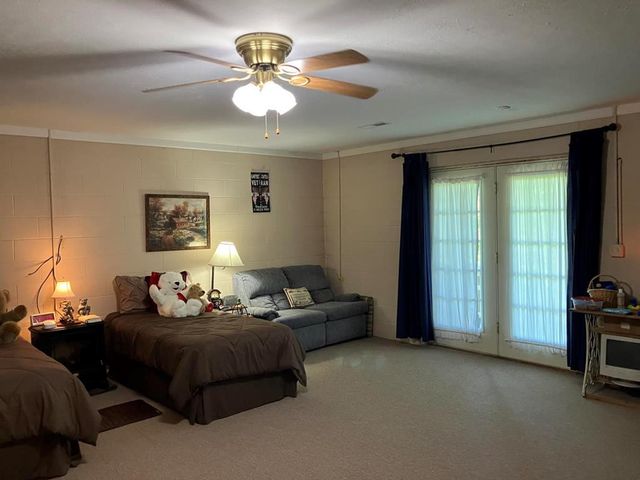 121 White Oak Drive, Warne, NC 28909