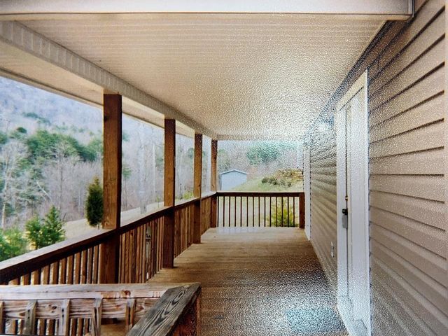 121 White Oak Drive, Warne, NC 28909