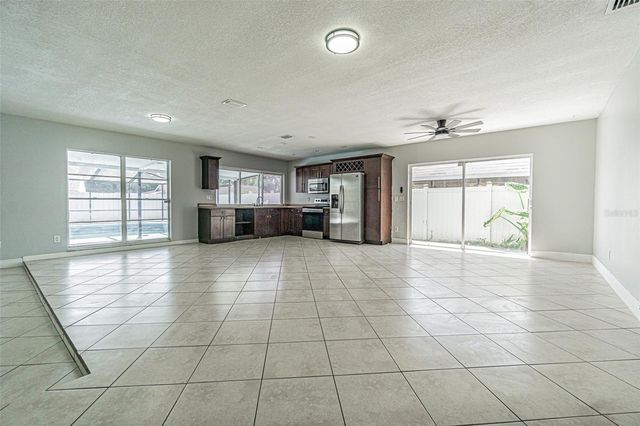 7203 BATTENWOOD COURT, Tampa, FL 33615