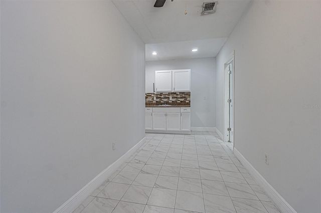 7203 BATTENWOOD COURT, Tampa, FL 33615