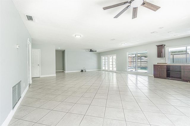 7203 BATTENWOOD COURT, Tampa, FL 33615