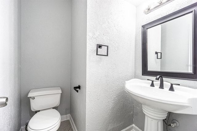 7203 BATTENWOOD COURT, Tampa, FL 33615