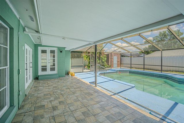 7203 BATTENWOOD COURT, Tampa, FL 33615