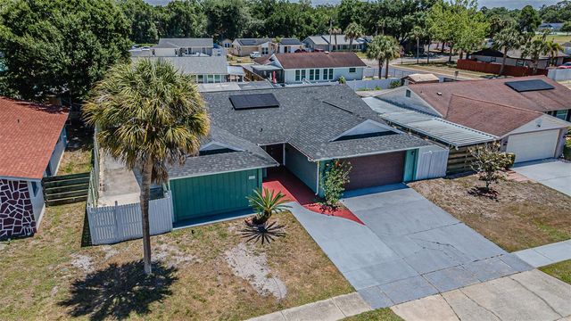 7203 BATTENWOOD COURT, Tampa, FL 33615