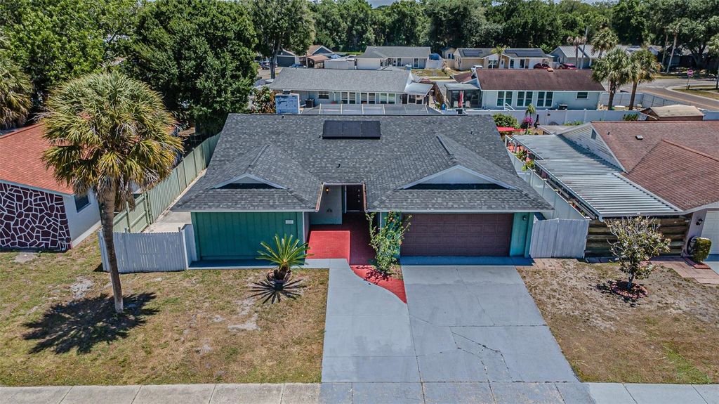 7203 BATTENWOOD COURT, Tampa, FL 33615