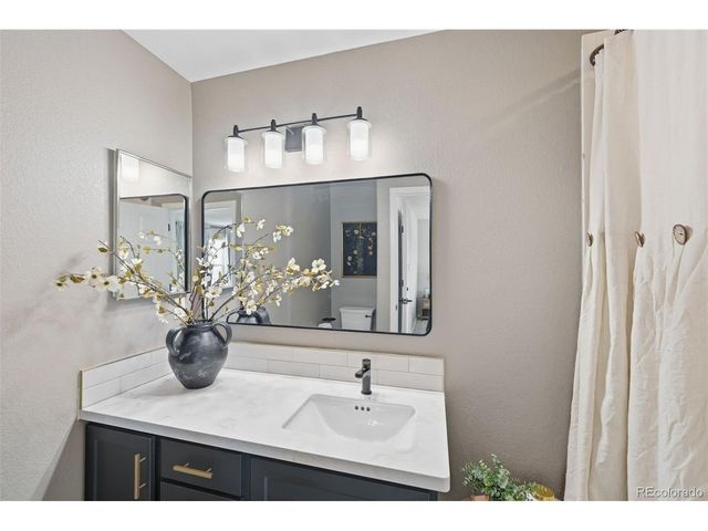 10880 Longs Peak Ln, Parker, CO 80138