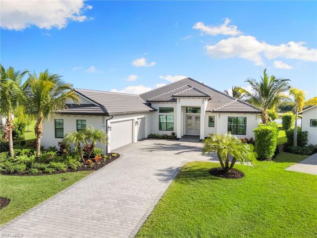 3122 Heather Glen CT, Naples, FL 34114