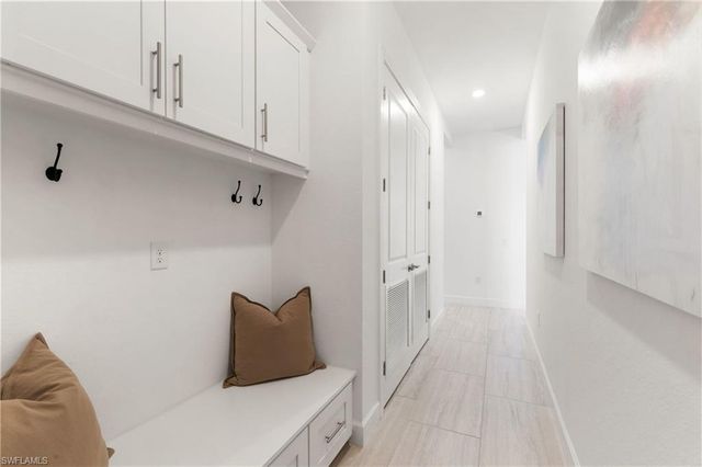 3122 Heather Glen CT, Naples, FL 34114