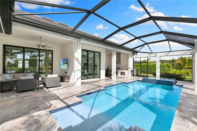 3122 Heather Glen CT, Naples, FL 34114