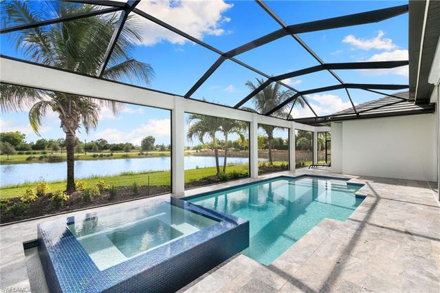 3122 Heather Glen CT, Naples, FL 34114