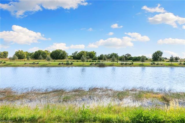 3122 Heather Glen CT, Naples, FL 34114