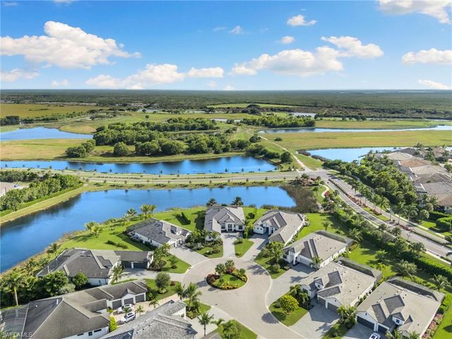 3122 Heather Glen CT, Naples, FL 34114