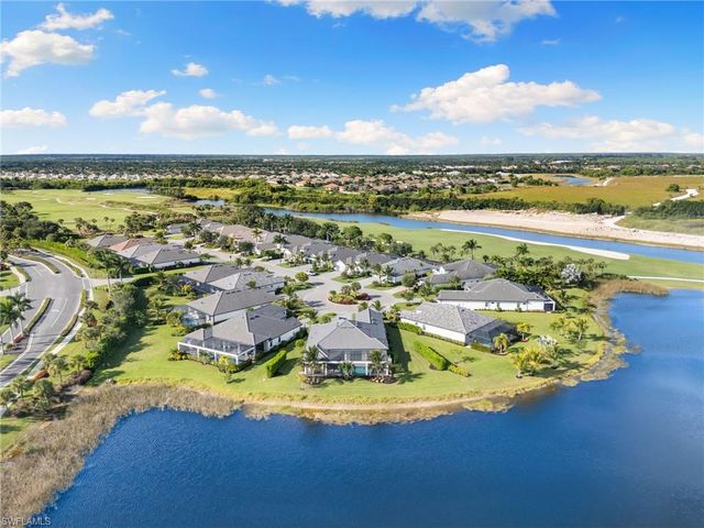 3122 Heather Glen CT, Naples, FL 34114