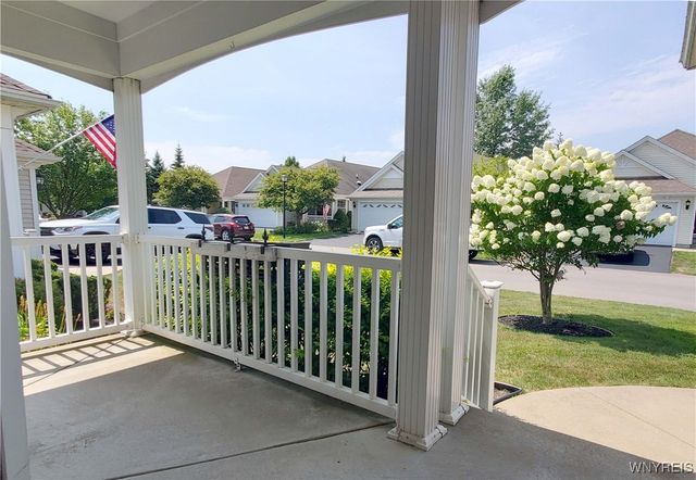 12 Parwood Trail, Cheektowaga, NY 14043