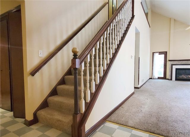 12 Parwood Trail, Cheektowaga, NY 14043