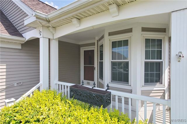 12 Parwood Trail, Cheektowaga, NY 14043