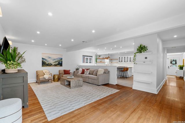 220 Argo, San Antonio, TX 78209