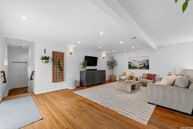 220 Argo, San Antonio, TX 78209