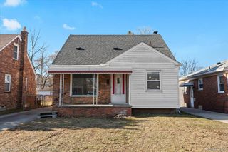 6881 N Vernon Street, Dearborn Heights, MI 48127