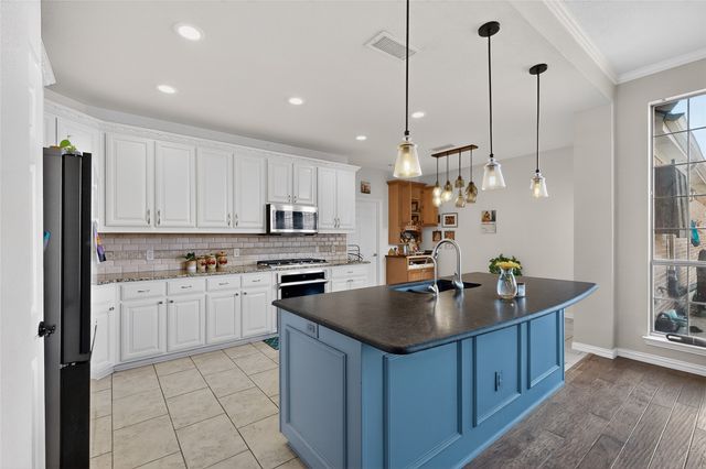 2772 Barnhill Lane, Frisco, TX 75034