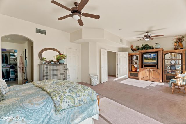 6385 N Gadd Court, Tucson, AZ 85704