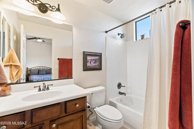 6385 N Gadd Court, Tucson, AZ 85704