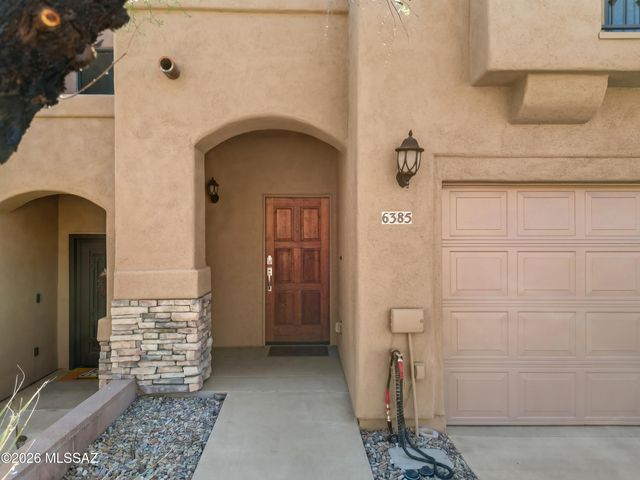 6385 N Gadd Court, Tucson, AZ 85704