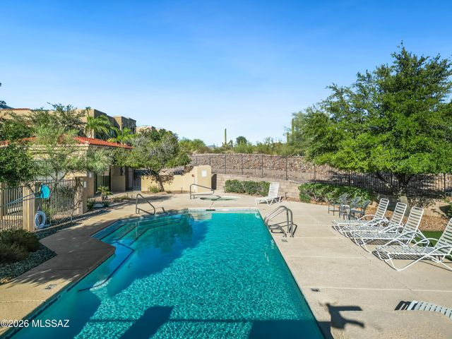 6385 N Gadd Court, Tucson, AZ 85704