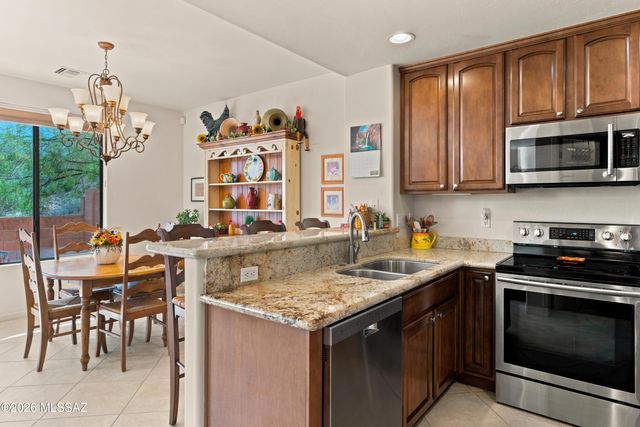 6385 N Gadd Court, Tucson, AZ 85704