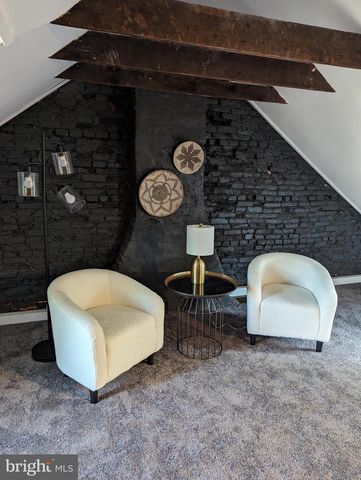 827 N QUEEN ST, Lancaster, PA 17603