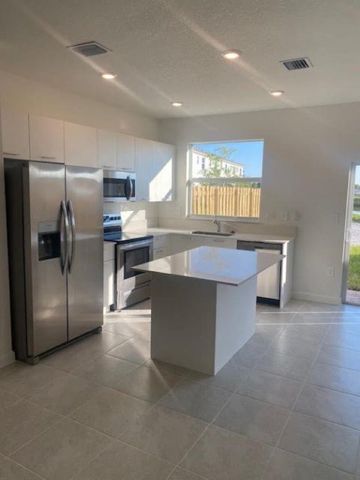 2354 NW 125 Street, Miami, FL 33167