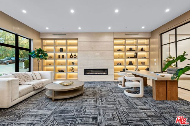 24247 Bridle Trail Rd, Hidden Hills, CA 91302