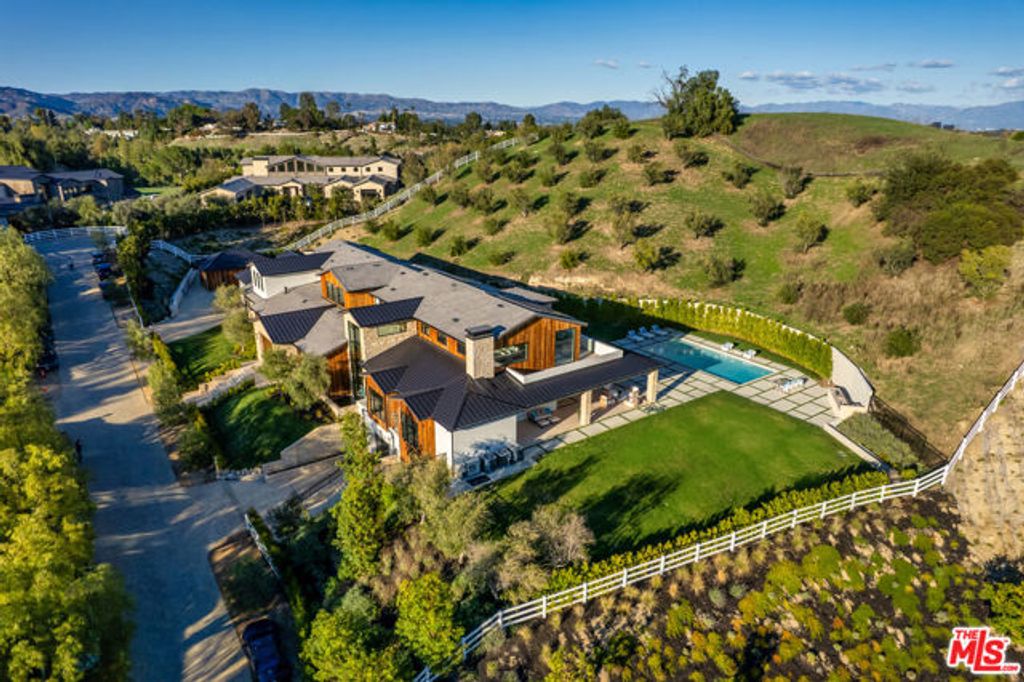 24247 Bridle Trail Rd, Hidden Hills, CA 91302