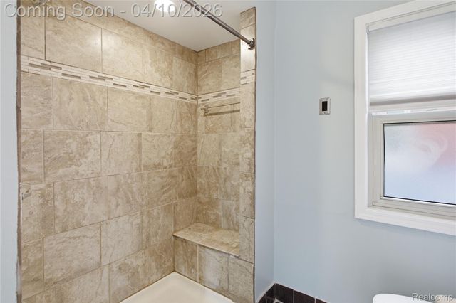 37886 Sunnybrook Street, Harrison Charter Township, MI 48045